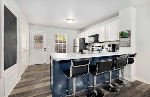 Fayetteville House | Campus Corner-1 Mi to UofA- 1 Mi to Downtown