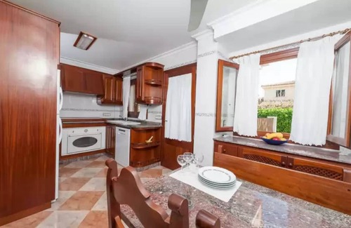 Son Baulo Ski Chalet | Can Barret - House In Can Picafort. Free Wifi