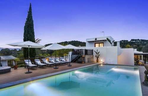Santa Eulalia del Rio House | Can Skye