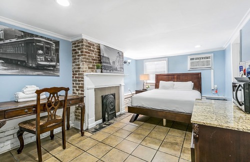Mid-City Hotel | Canal Express Rooms