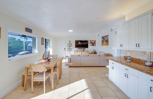 Twin Lakes Apartment | Canal-Front Apt w/Screened Balcony in Key Largo!