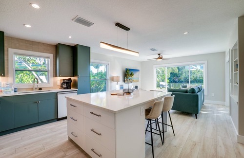 Anna Maria House | Canal Front - Going Coastal by SeaBreeze Vacation