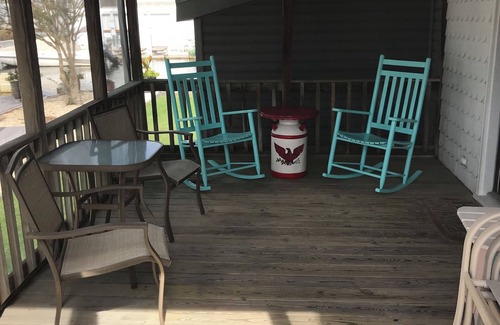 South Bethany Harbor House | Canal Front home. 2 short blocks to the beach.