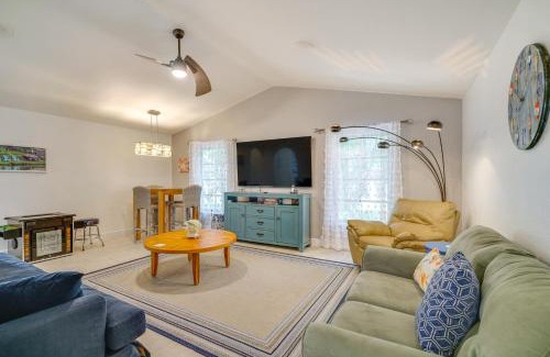 Caloosahatchee Villa | Canal-Front Outdoor Space Home in Cape Coral