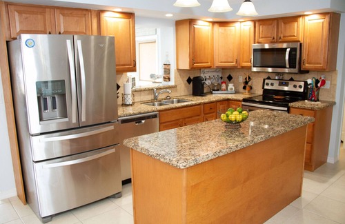 Marathon House | Canal Front Pool Home with Dockage, Jetted Pool, Tiki Hut, 2 Kayaks & 2 Bikes!