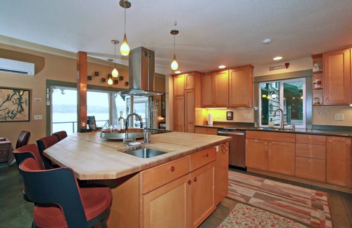 Belfair House | Canal O'Neal, Gathering Place on the Hood Canal in Belfair, WA