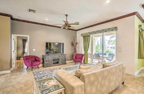 Caloosahatchee House | Canalfront Cape Coral Home with Private Dock!