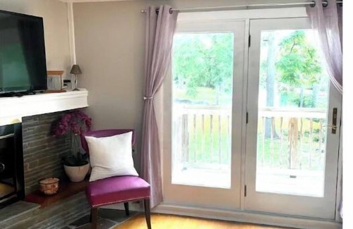Waterloo House | Canalside Tranquility