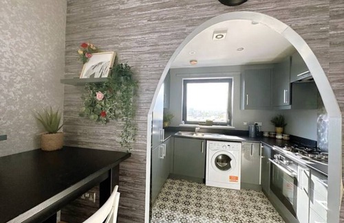 Lansbury Apartment | Canary Wharf Skyline Sanctuary London