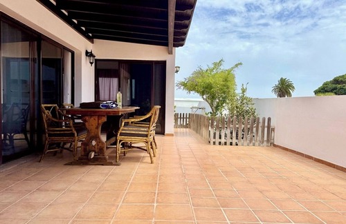Mozaga House | Canaryislandshost I Tauco