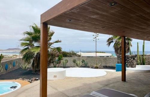 Urbanizacion Famara Villa | Canaryislandshost l Origen