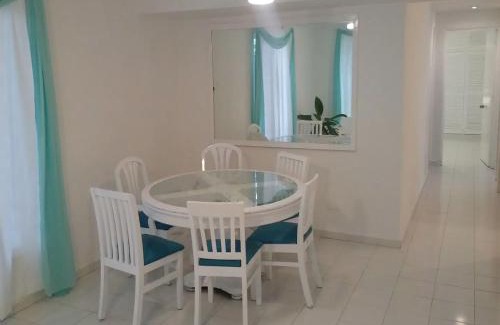 Downtown Cancun Apartment | Cancún Jungla Turquesa