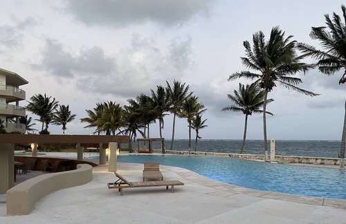 Puerto Morelos Apartment | Cancun area, ocean front luxury spacious condo