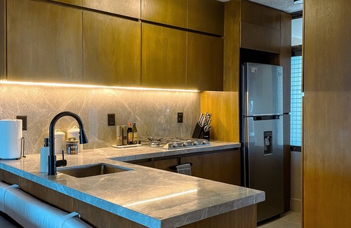 Zona Hotelera Condo | CANCUN BEACHFRONT CONDOS - GREAT VIEWS