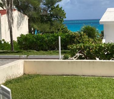 Zona Hotelera Apartment | Cancun Oceanfront, Entire Apartment