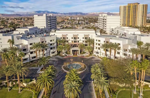 Enterprise Condo | Cancun Resort Las Vegas 2br suite Saturday check-in