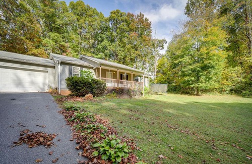 Candler House | Candler Home with Large Deck Hike, Bike and Unwind!