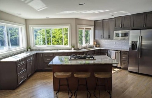 Danbury House | Candlewood Lake - Family Getaway with direct lake access. 3775 sqft home.