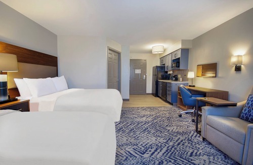 Amherst Hotel | Candlewood Suites Buffalo - Amherst by IHG