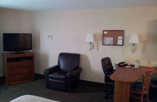Fredericksburg Hotel | Candlewood Suites Fredericksburg by IHG