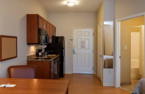 Fort Worth Hotel | Candlewood Suites - Fort Worth/West by IHG