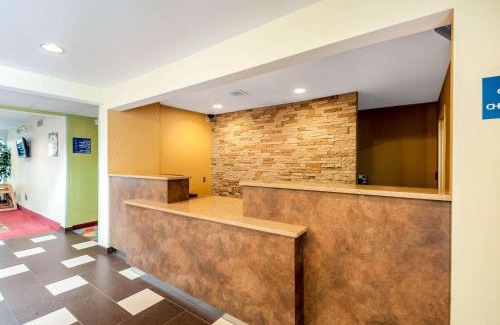 Frederick Hotel | Candlewood Suites Frederick by IHG