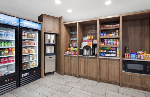 Harrisonburg Hotel | Candlewood Suites Harrisonburg by IHG