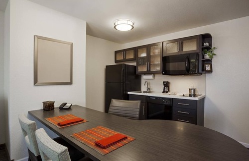 Rohrerstown Hotel | Candlewood Suites - Lancaster West by IHG
