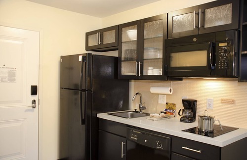 Rohrerstown Hotel | Candlewood Suites - Lancaster West by IHG
