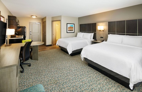 Lebanon Hotel | Candlewood Suites Lebanon by IHG