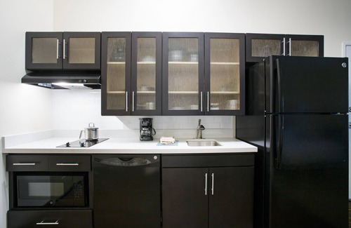 Longmont Hotel | Candlewood Suites Longmont - Boulder Area by IHG