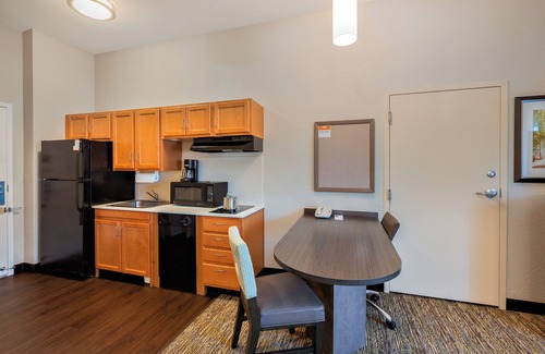 Medford Hotel | Candlewood Suites Medford by IHG