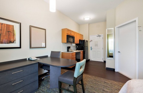 Medford Hotel | Candlewood Suites Medford by IHG