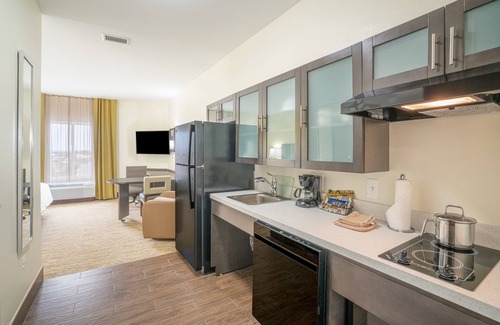 Franklin Hotel | Candlewood Suites Nashville - Franklin by IHG