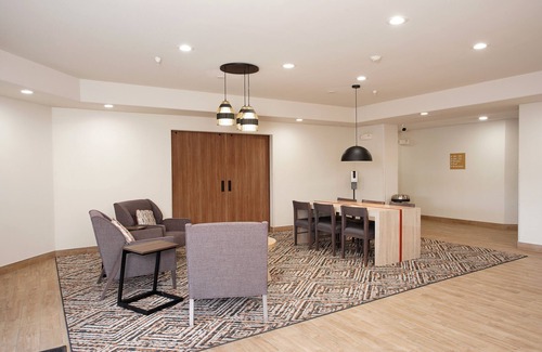 Roswell Hotel | Candlewood Suites Roswell New Mexico by IHG