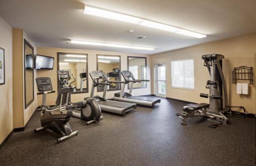 Little Rock Hotel | Candlewood Suites West Little Rock by IHG