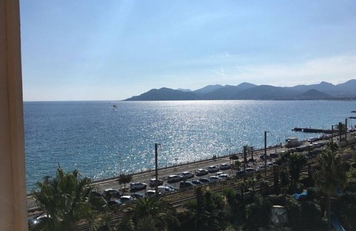 Cannes La Bocca Apartment | Cannes holiday apartment 606 with balcony, sea view, A/C and parking