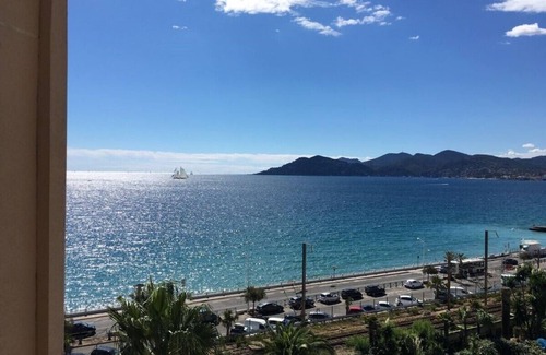 Cannes La Bocca Apartment | Cannes holiday apartment 606 with balcony, sea view, A/C and parking