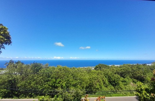 Montvert-les Bas Apartment | Cannelle, Cozy, Sea View in Mont Vert Les Bas