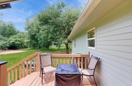 Ellijay House | Canoe House