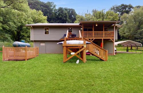Ellijay House | Canoe House