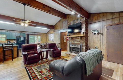 Ellijay House | Canoe House