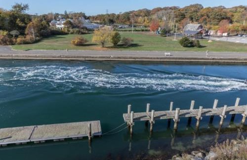 Hampton Bays Apartment | Canoe Place Waterfront Residences