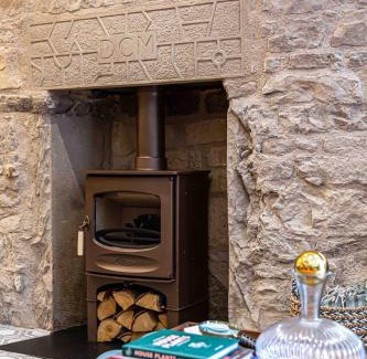 Bonnington Apartment | Canon Cave