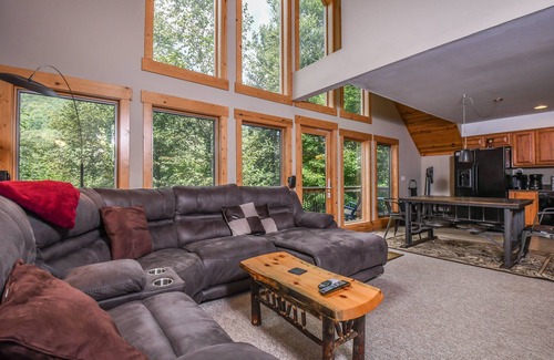 McHenry House | Canopy Escape | Quiet Location Near Wisp Resort!