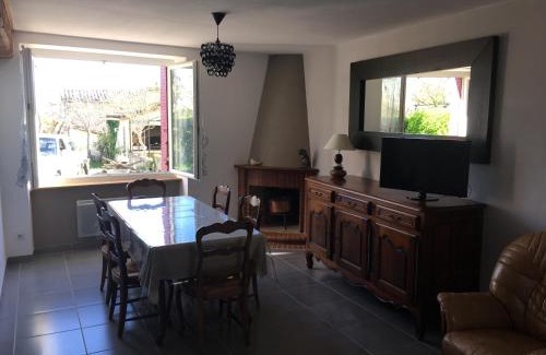 Moussoulens House | Canta aoussel