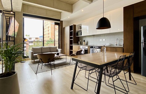 Chico Reservado Apartment | Canvas by Wynwood House