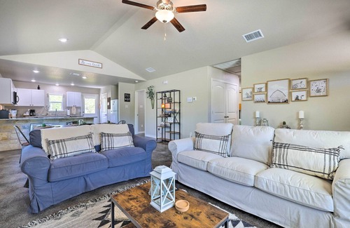 Spring Branch House | Canyon Lake Home ~ 1 Mi to Golfing & Swimming