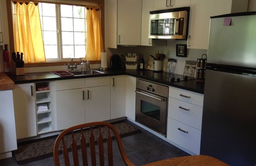 Leavenworth Cabin | Canyon Loft. Not Too Far, Not Too Close. Private Stay. STR # 000795