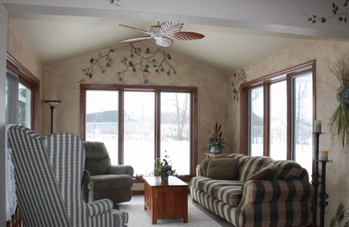 Butte Des Morts House | Canyon Way Retreat Oshkosh, WI